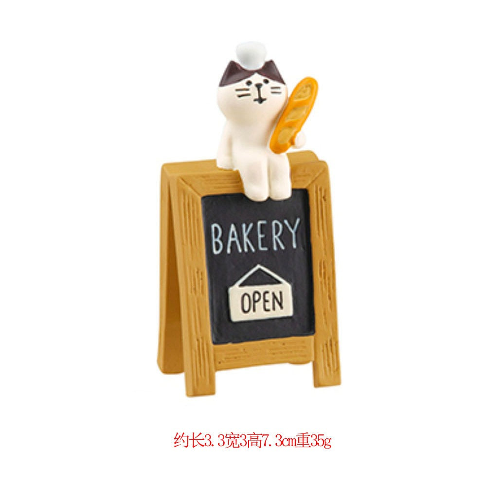 Jeju Cats Small Figurine Bakery Edition